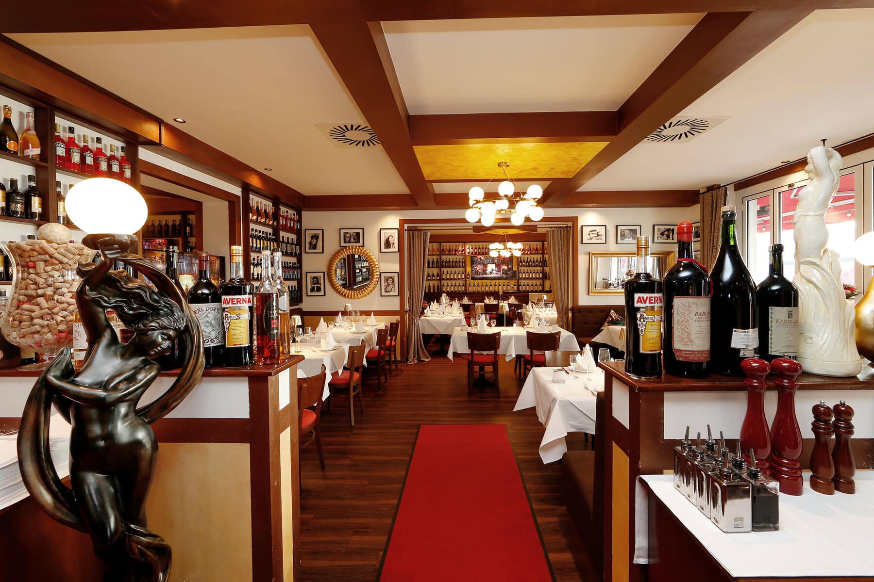 Pasta mit Garnelen und Zucchiniblüten im La Cantina Rosso Berlin